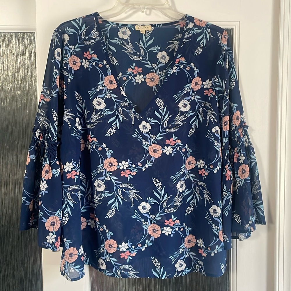 Women’s floral print 3/4 bell sleeve blouse